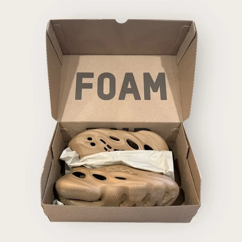 Yeezy Foam Runner ‘Clay Taupe’
